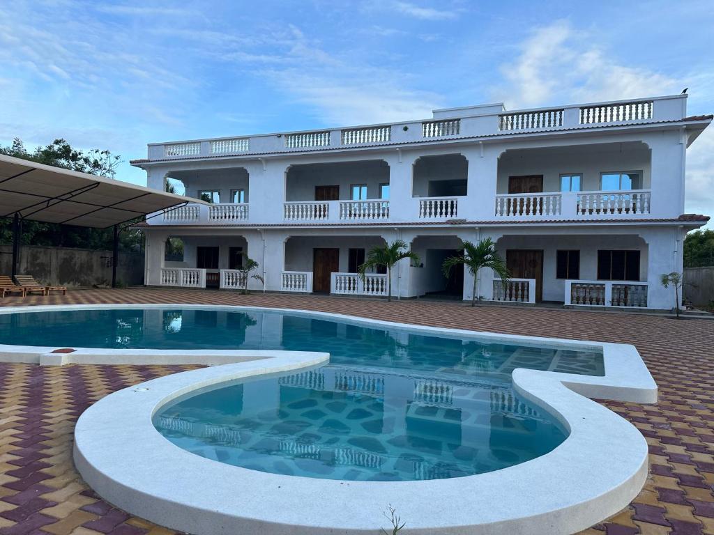 Diamond Luxury House