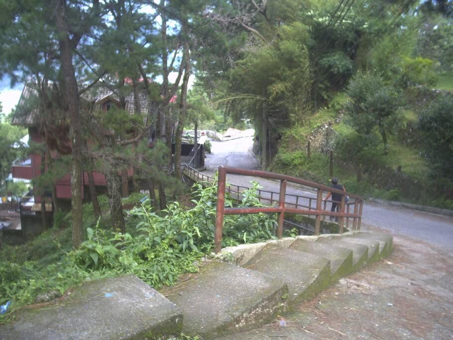 Cozy Baguio House - Outlook Drive (DOT accredited)
