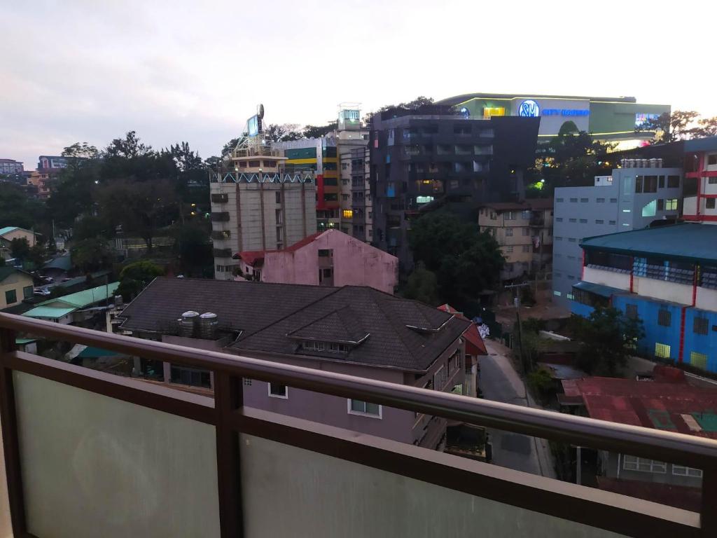 UNIT 3F-18 MEGATOWER RESIDENCES III