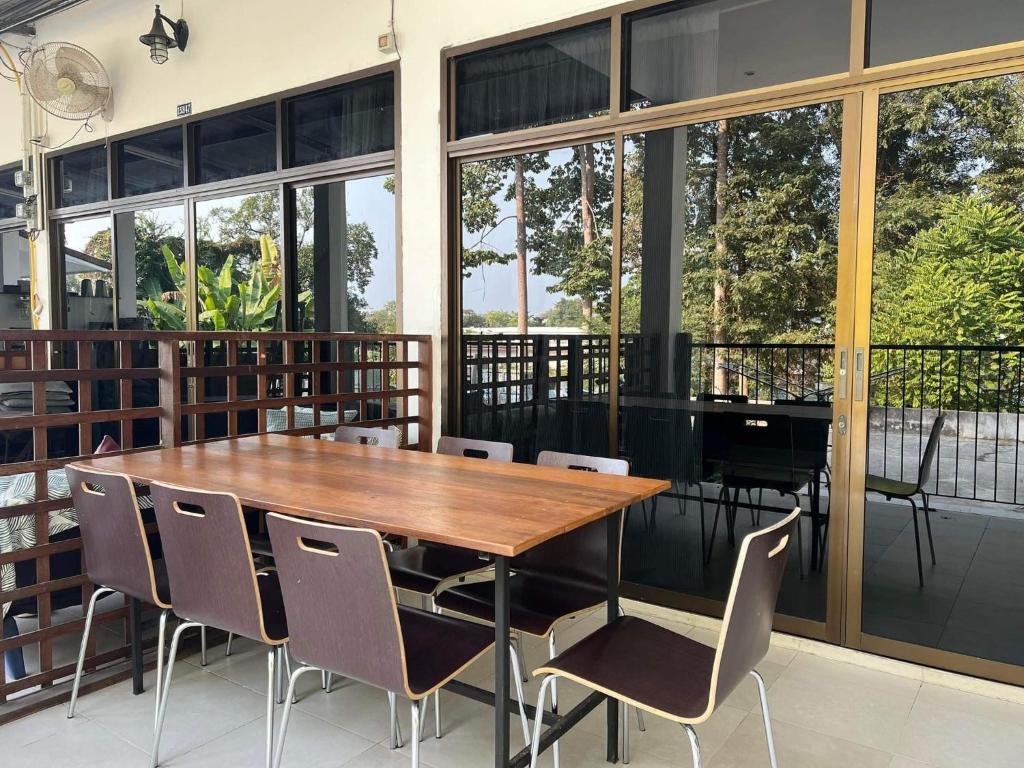 Island House Rentals 48