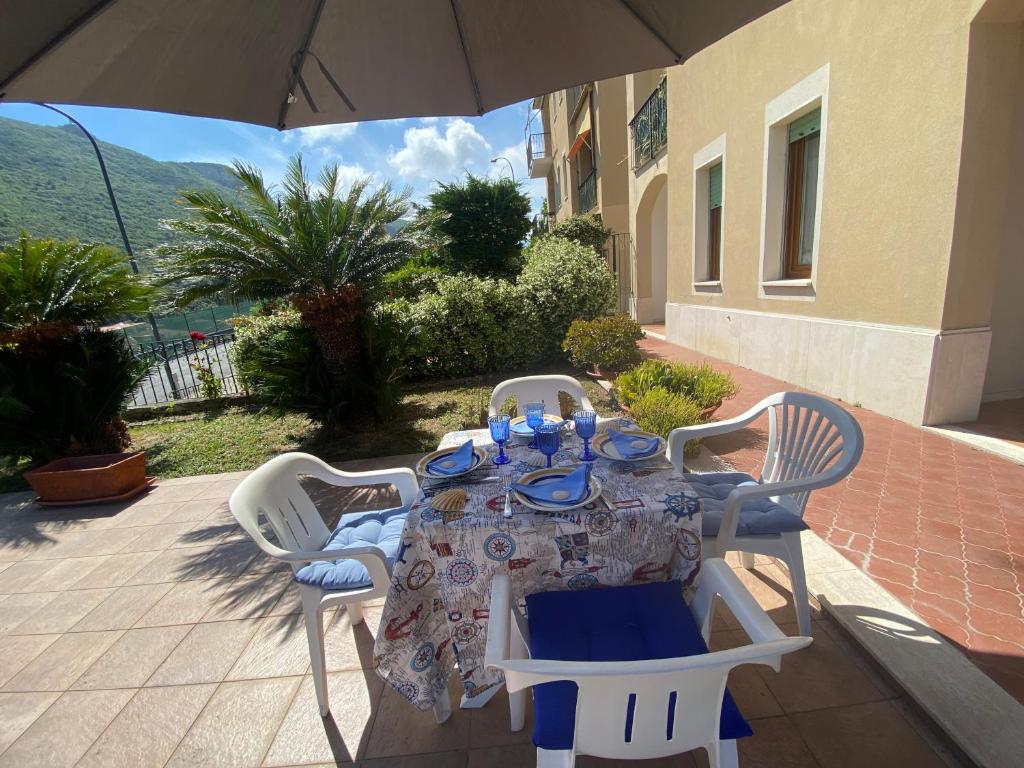 Vivi La Mia Liguria - Esclusivo appartamento con terrazzo e giardino