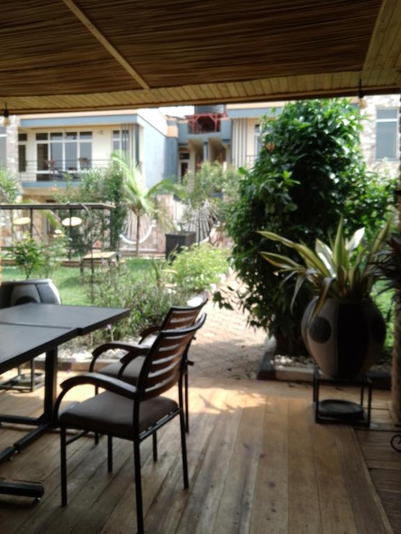 KONGA VILLA SUITES