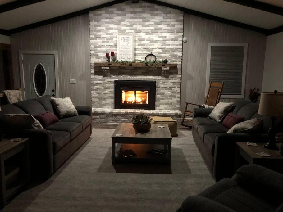 Country Hills Hideaway