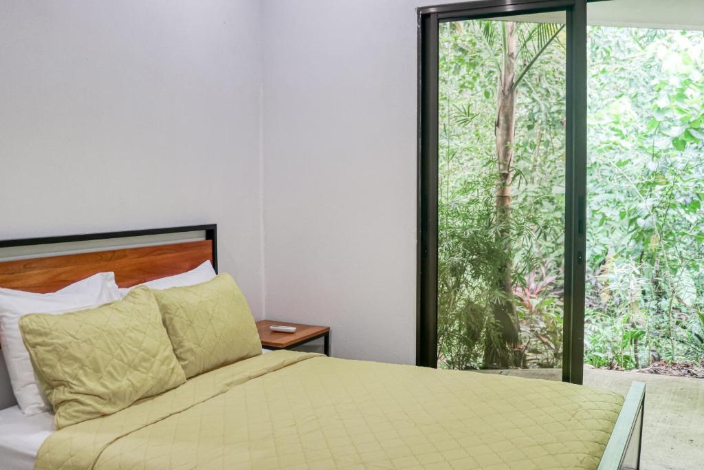 Dominicalito Surf Villas - Limelight
