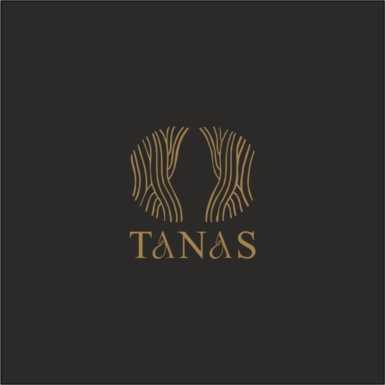 Tanas Resort