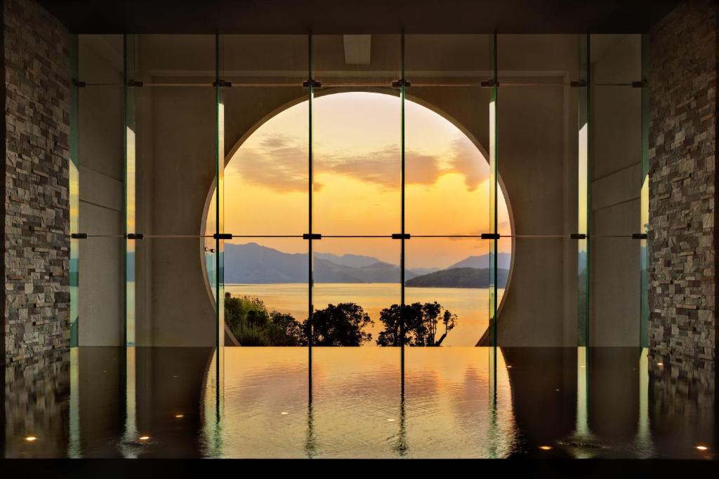 InterContinental One Thousand Island Lake Resort, an IHG Hotel