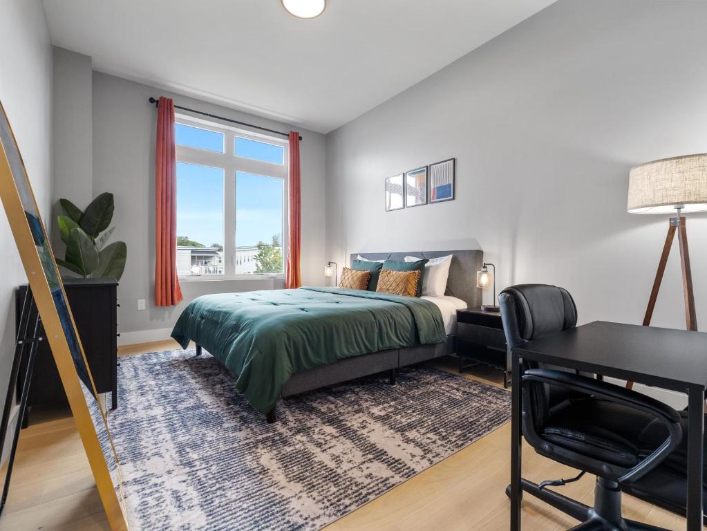 Stunning 2BR Condo in Assembly Square East Somerville