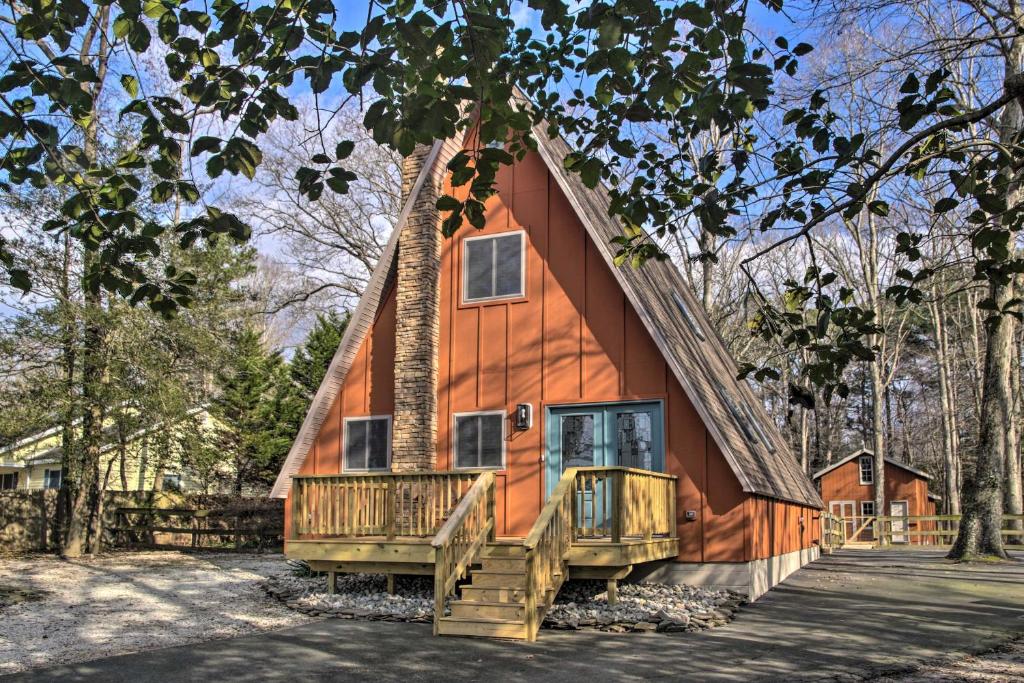 Peaceful Georgetown Home - 13 Mi to Lewes Beach!